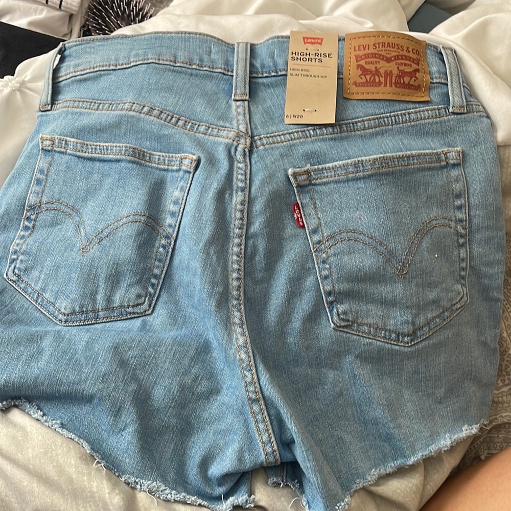 Levi’s high rise shorts